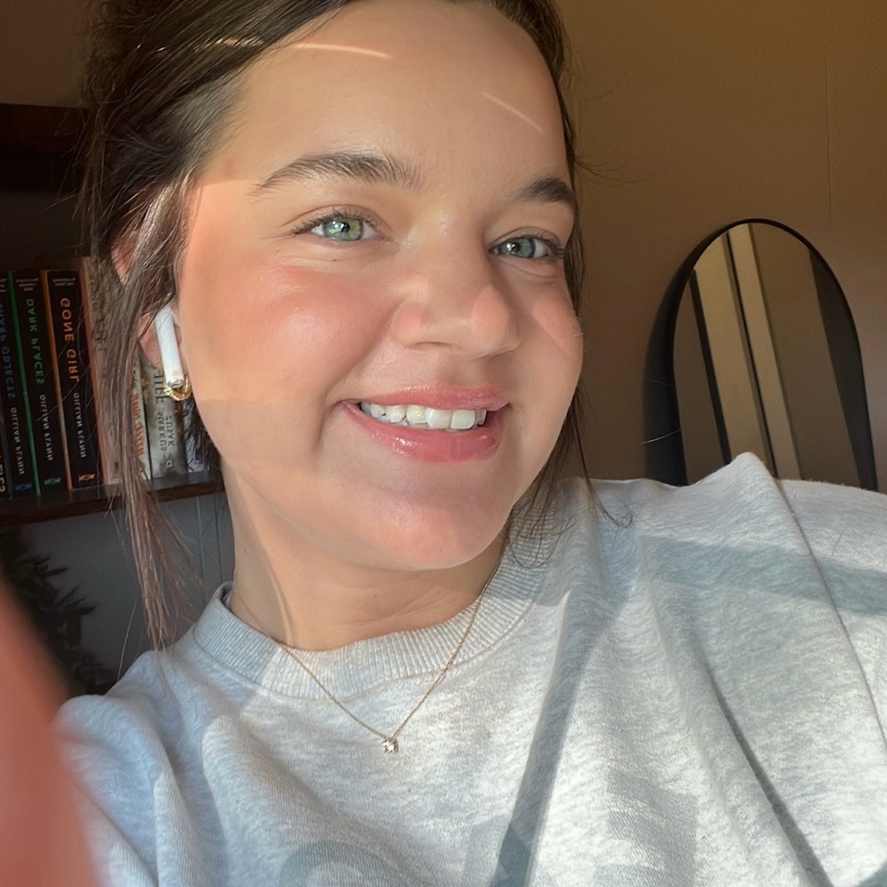 Meet your Posher, Hailey